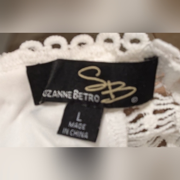 Suzanne Betro Lace White Top - Picture 3 of 3